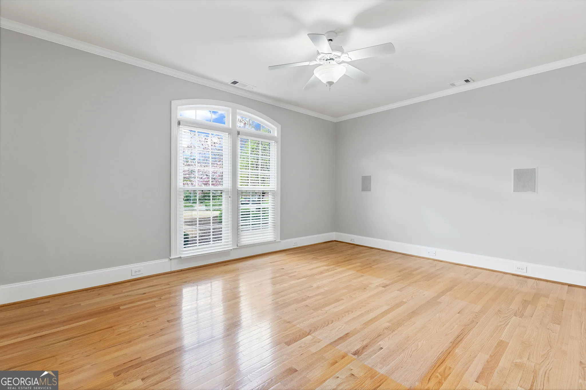 617 Gold Bullion Drive W