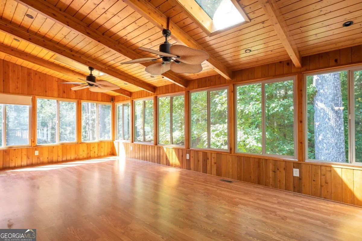1895 OAK TREE Hollow