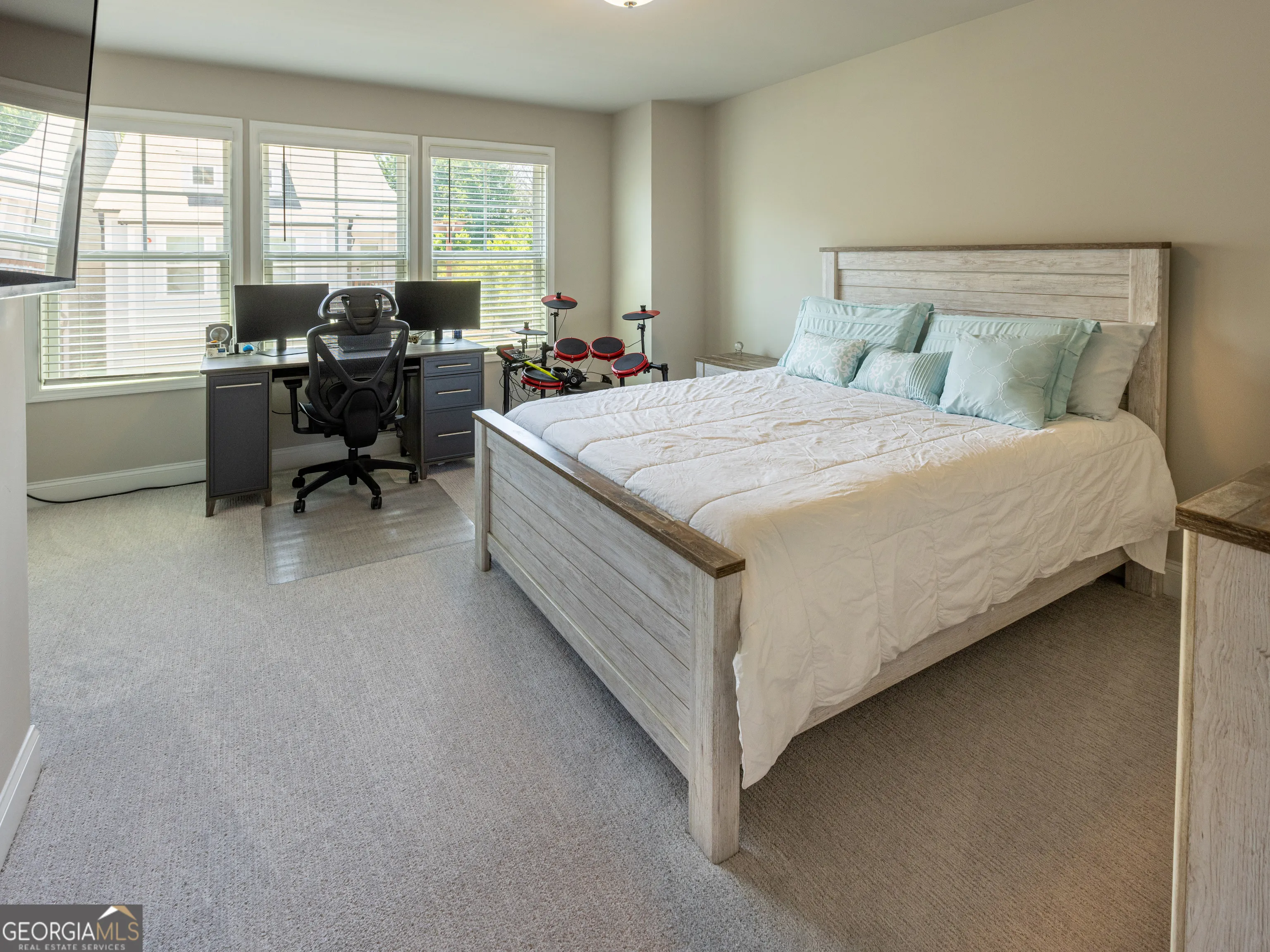 360 Hayden Circle