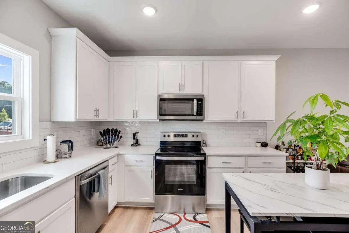 103 W Chandler Street