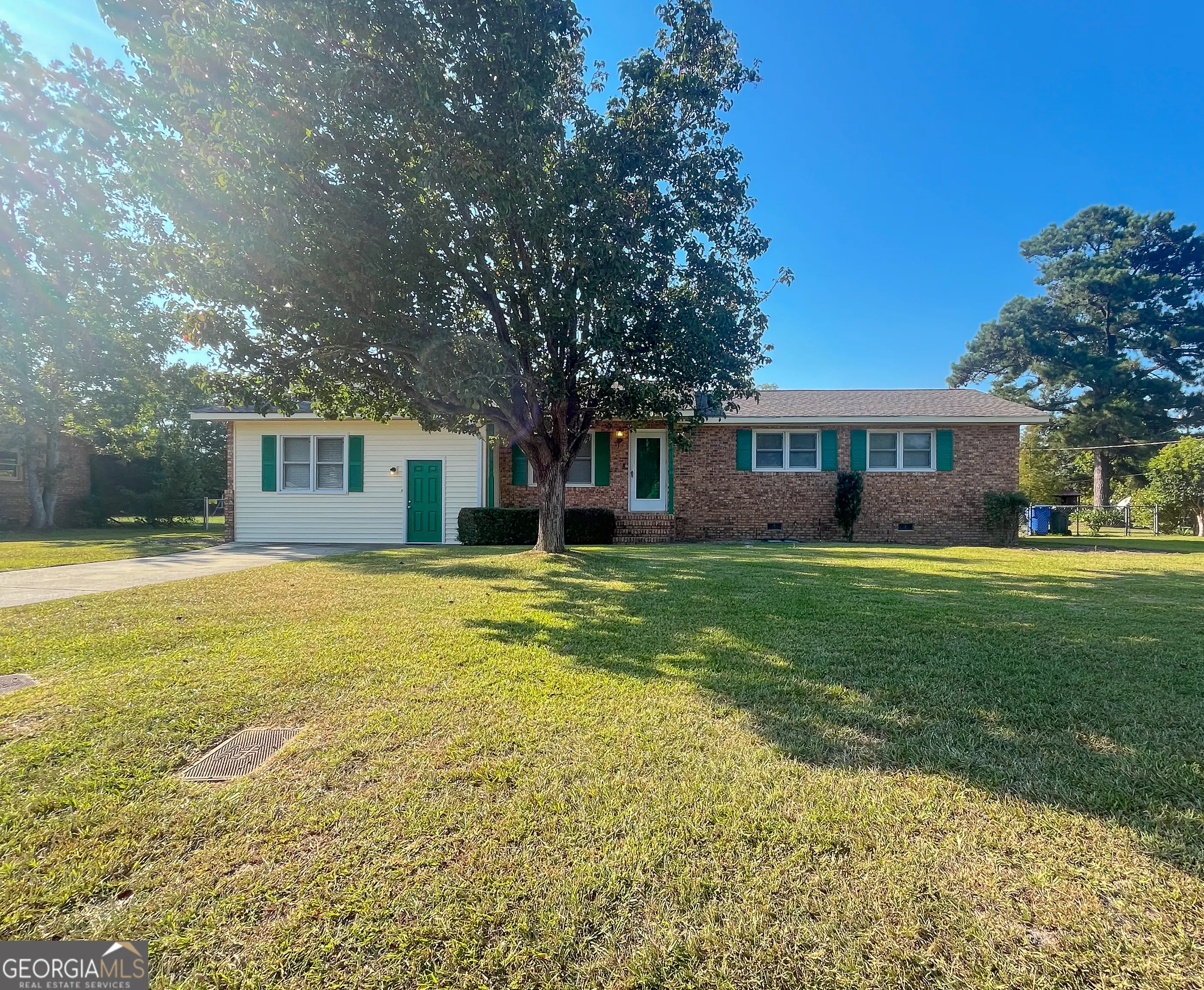 404 Eastwood Drive