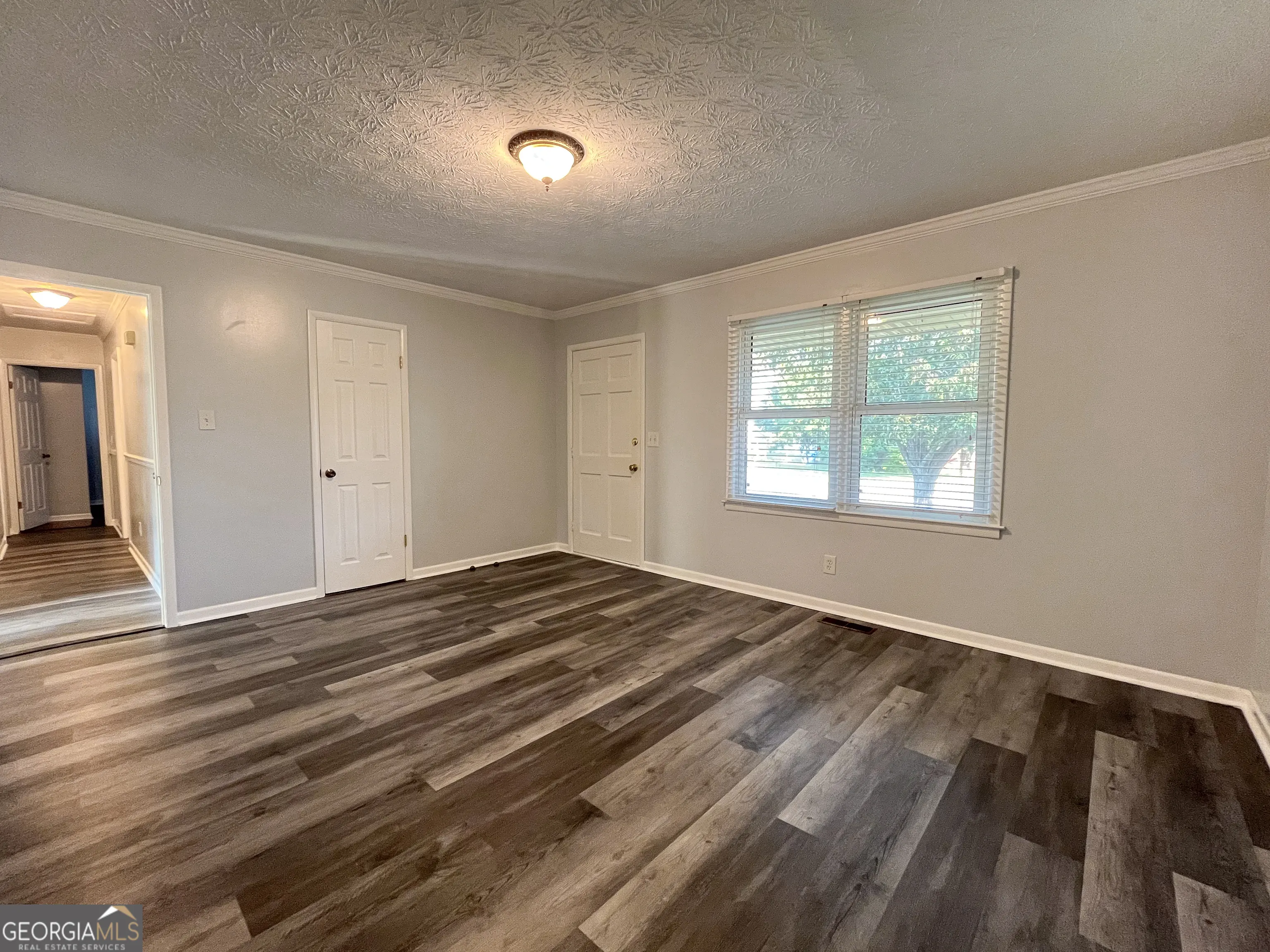 404 Eastwood Drive