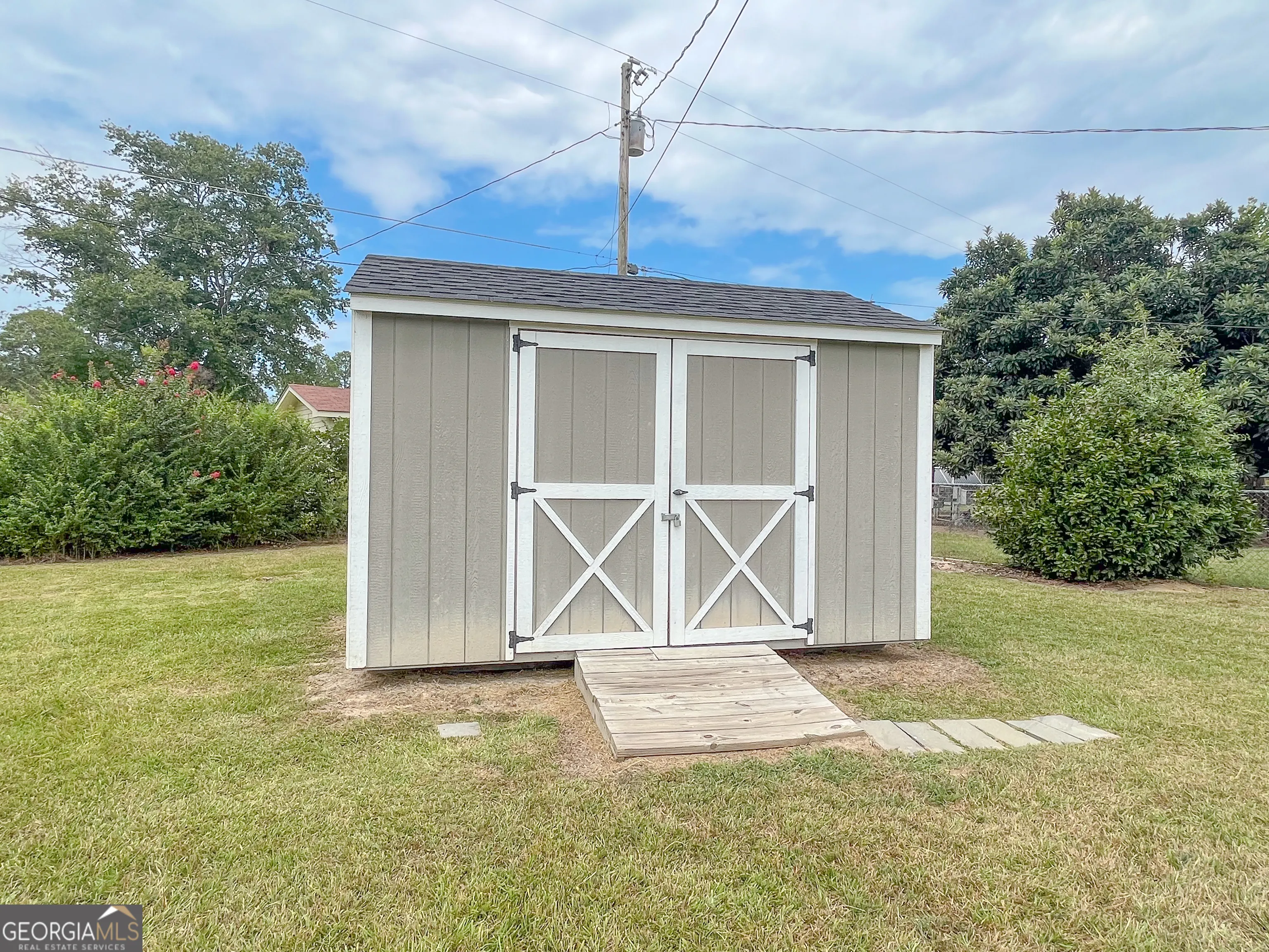 404 Eastwood Drive
