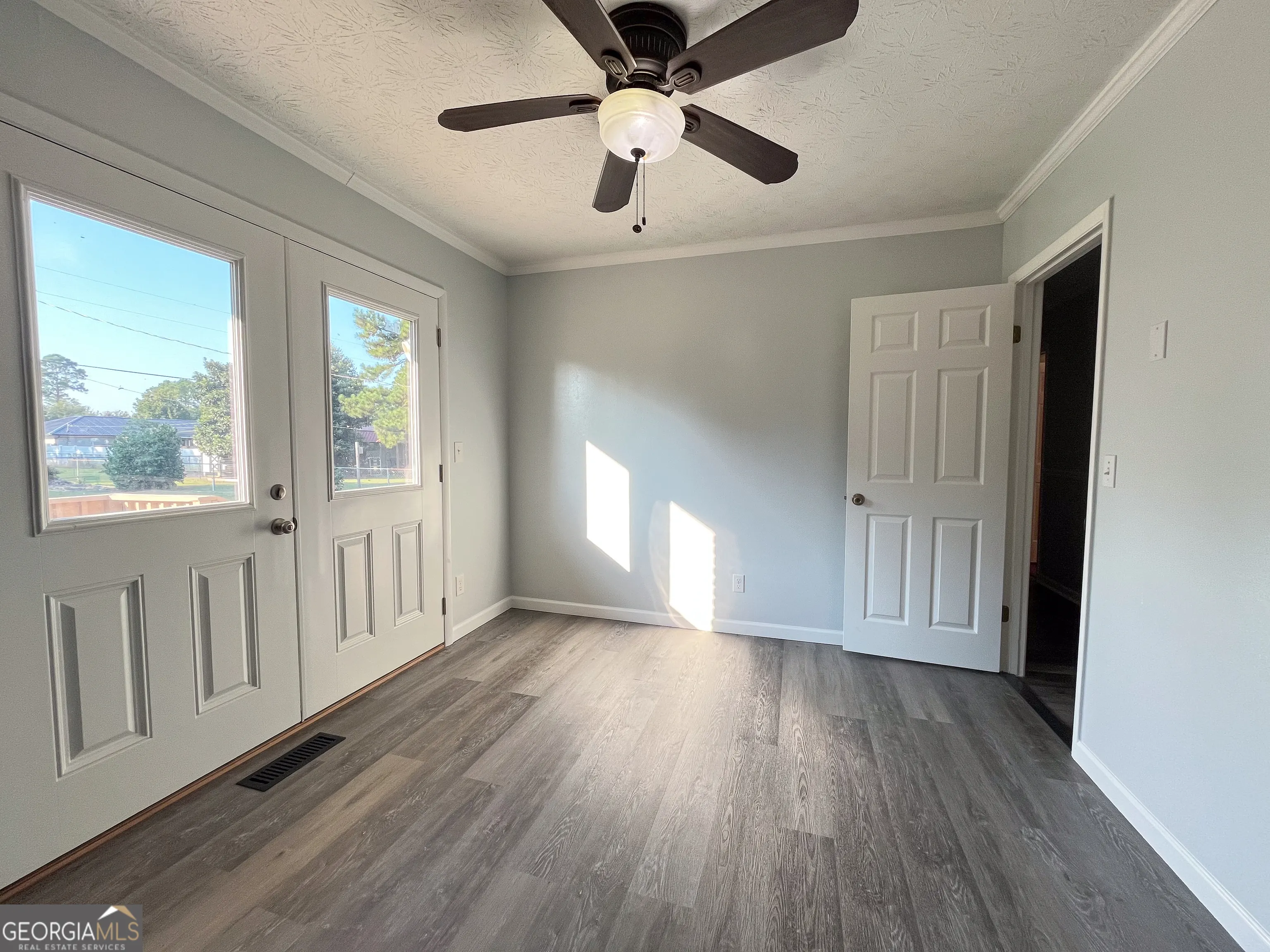 404 Eastwood Drive