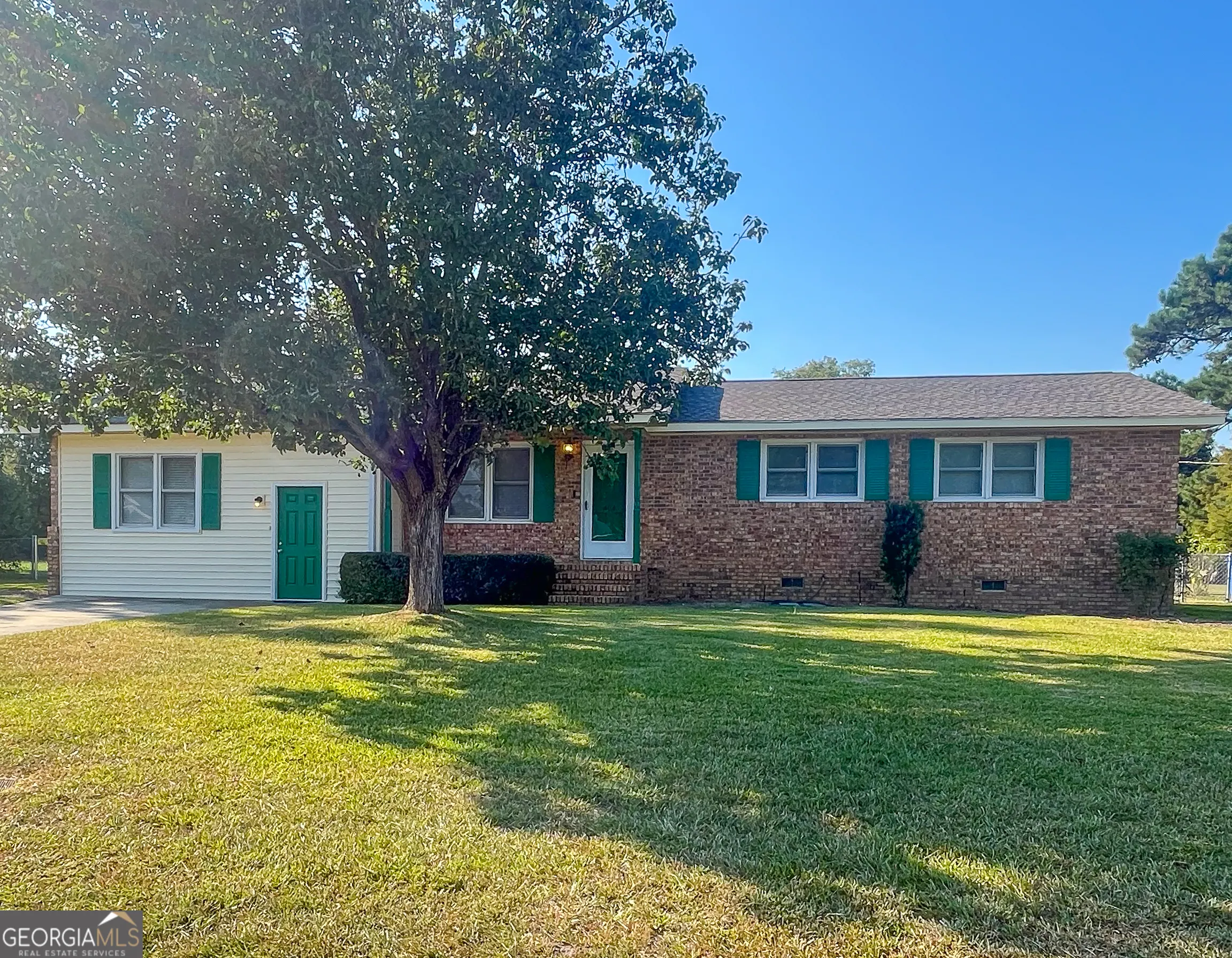 404 Eastwood Drive