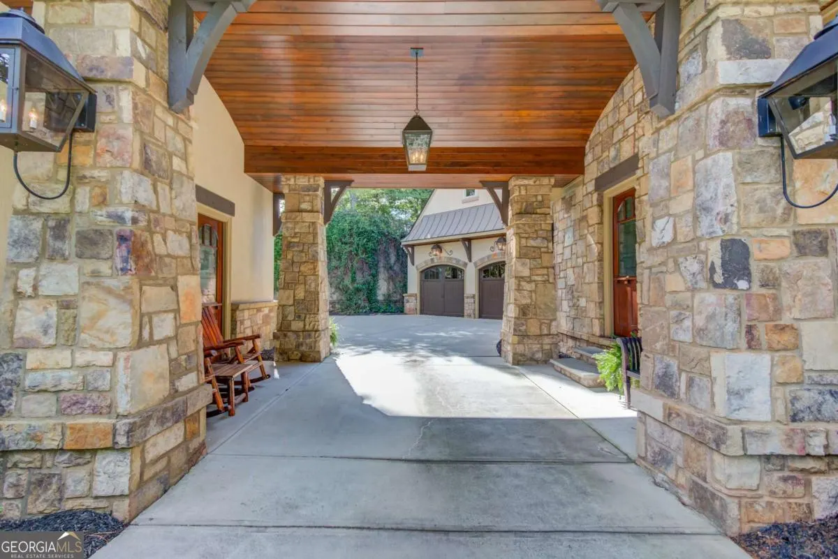 4763 Blackwater Way