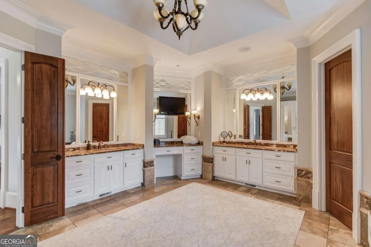 4763 Blackwater Way