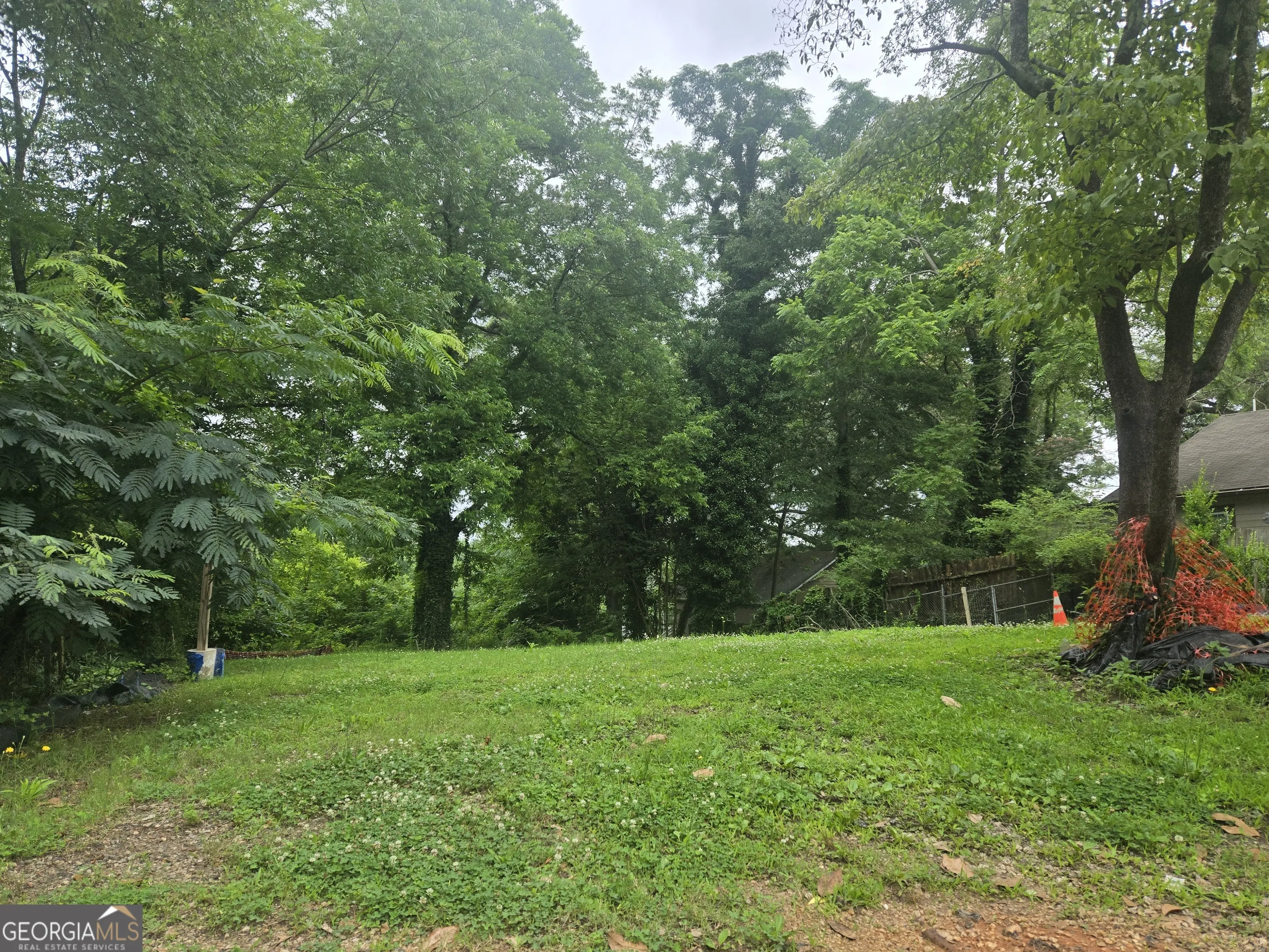 895 Center Hill Avenue NW