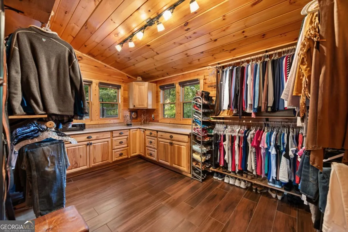 168 Rabbit Ridge Road