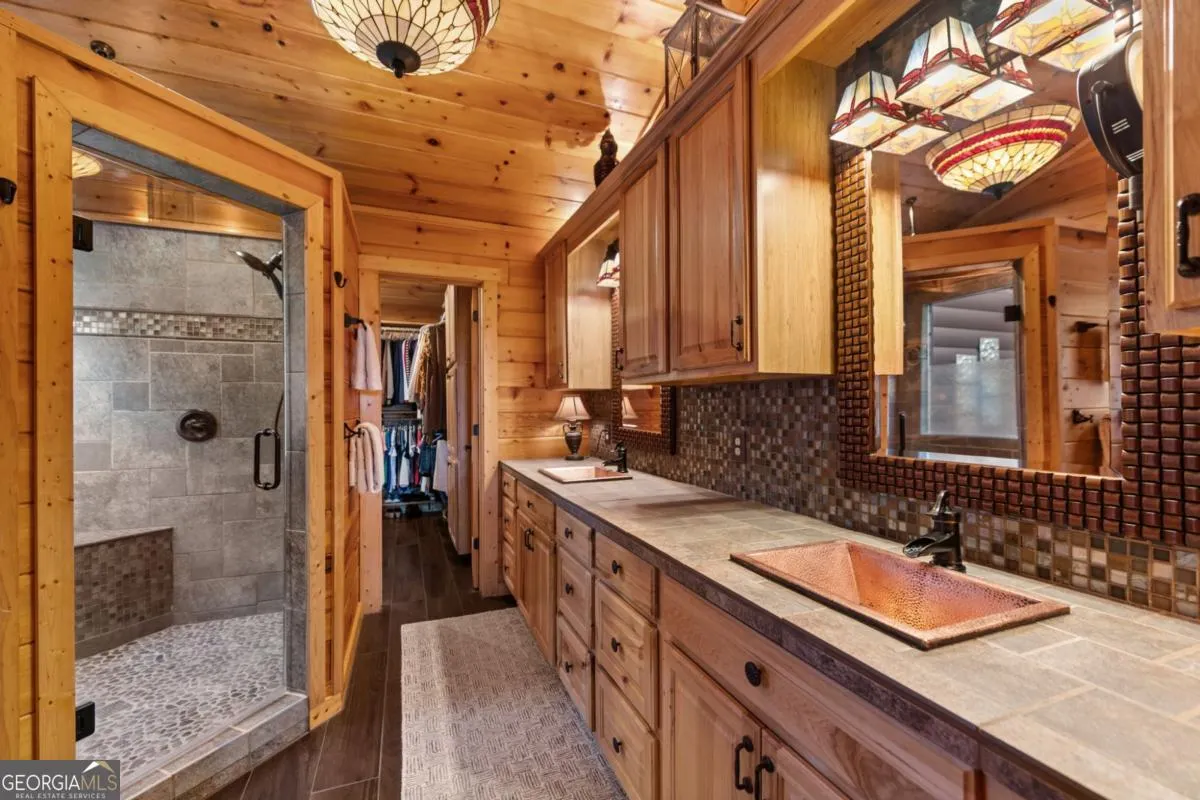 168 Rabbit Ridge Road