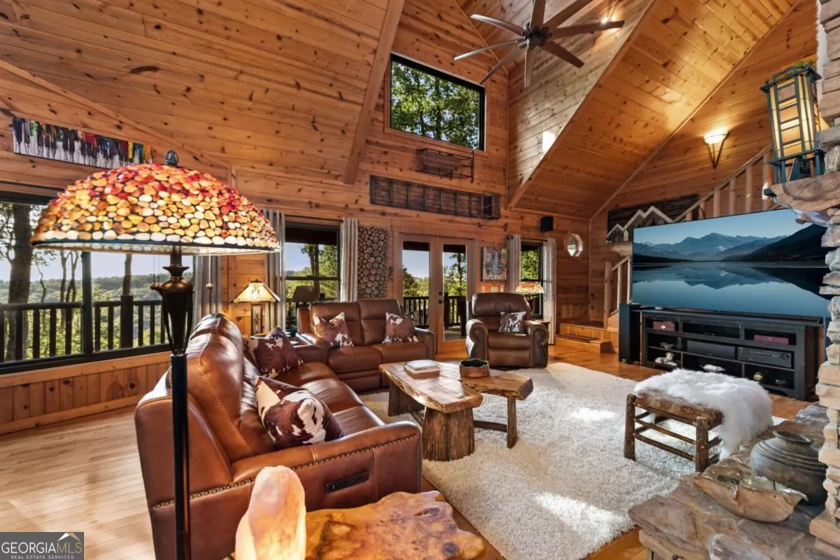 168 Rabbit Ridge Road