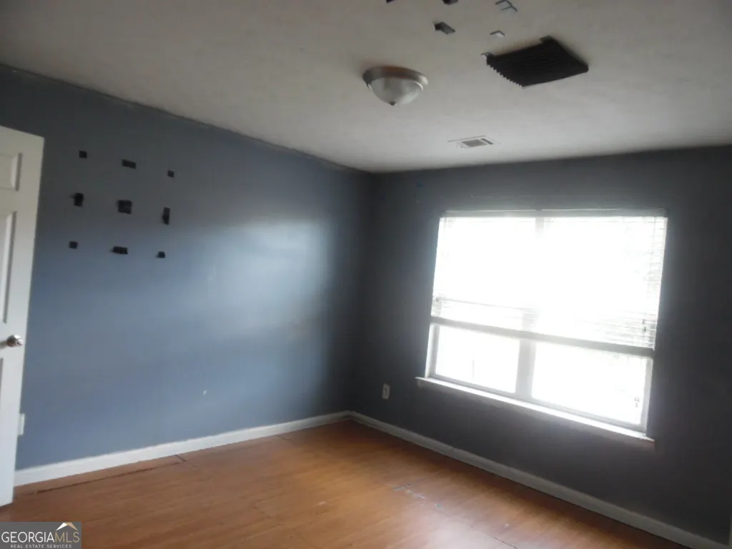 1212 ASHTON PARK Drive