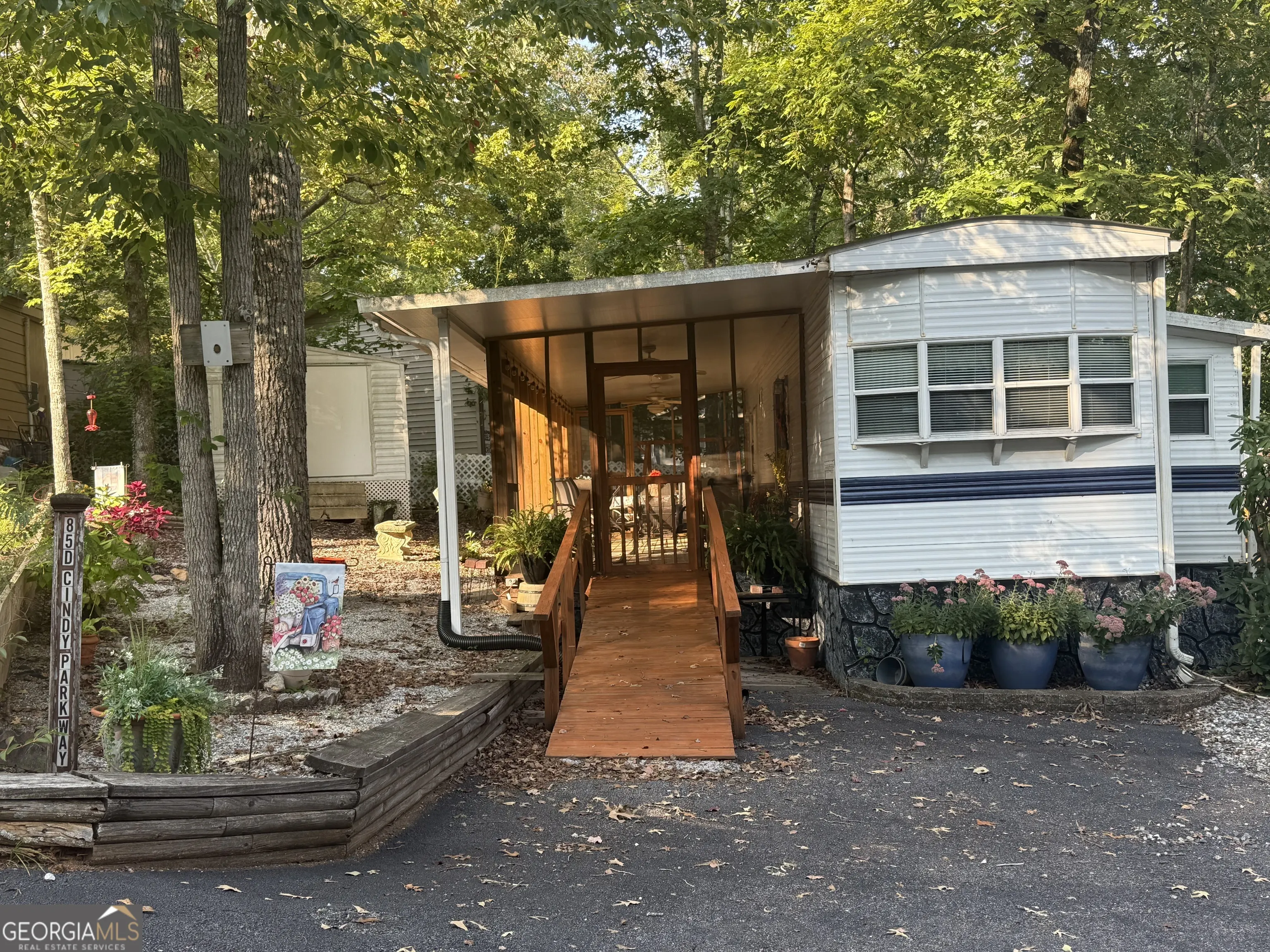 143 Cindy Parkway