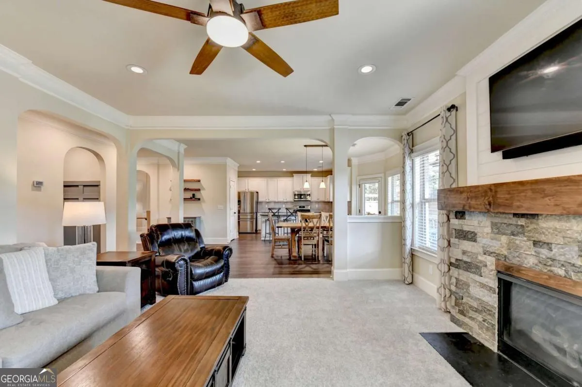 972 Spanish Moss Trail