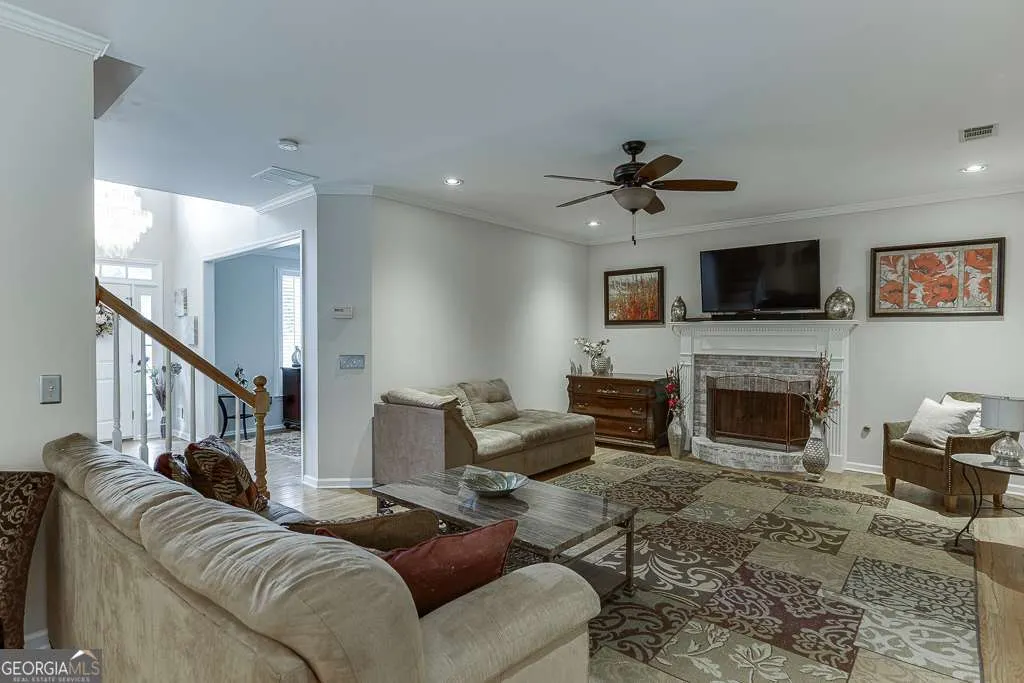 3349 Collier Point
