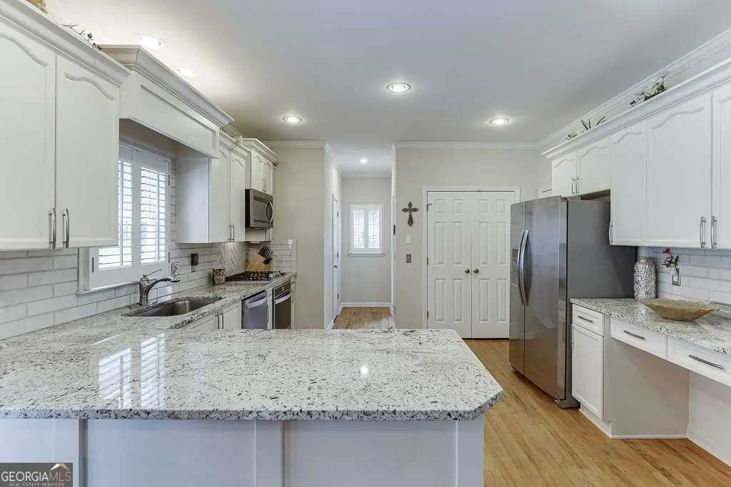 3349 Collier Point