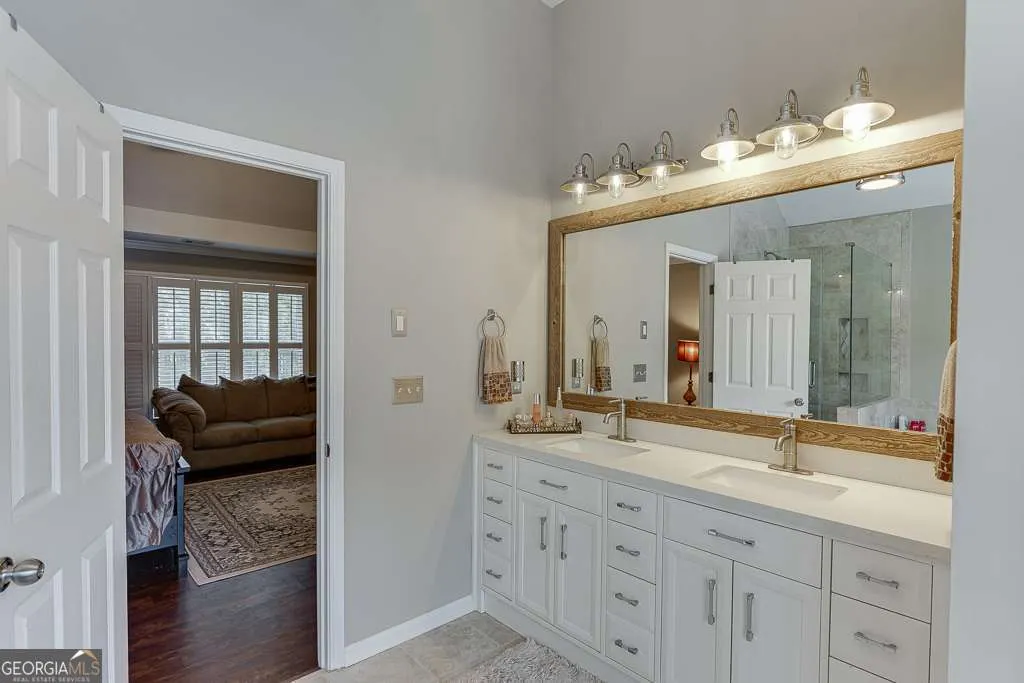 3349 Collier Point