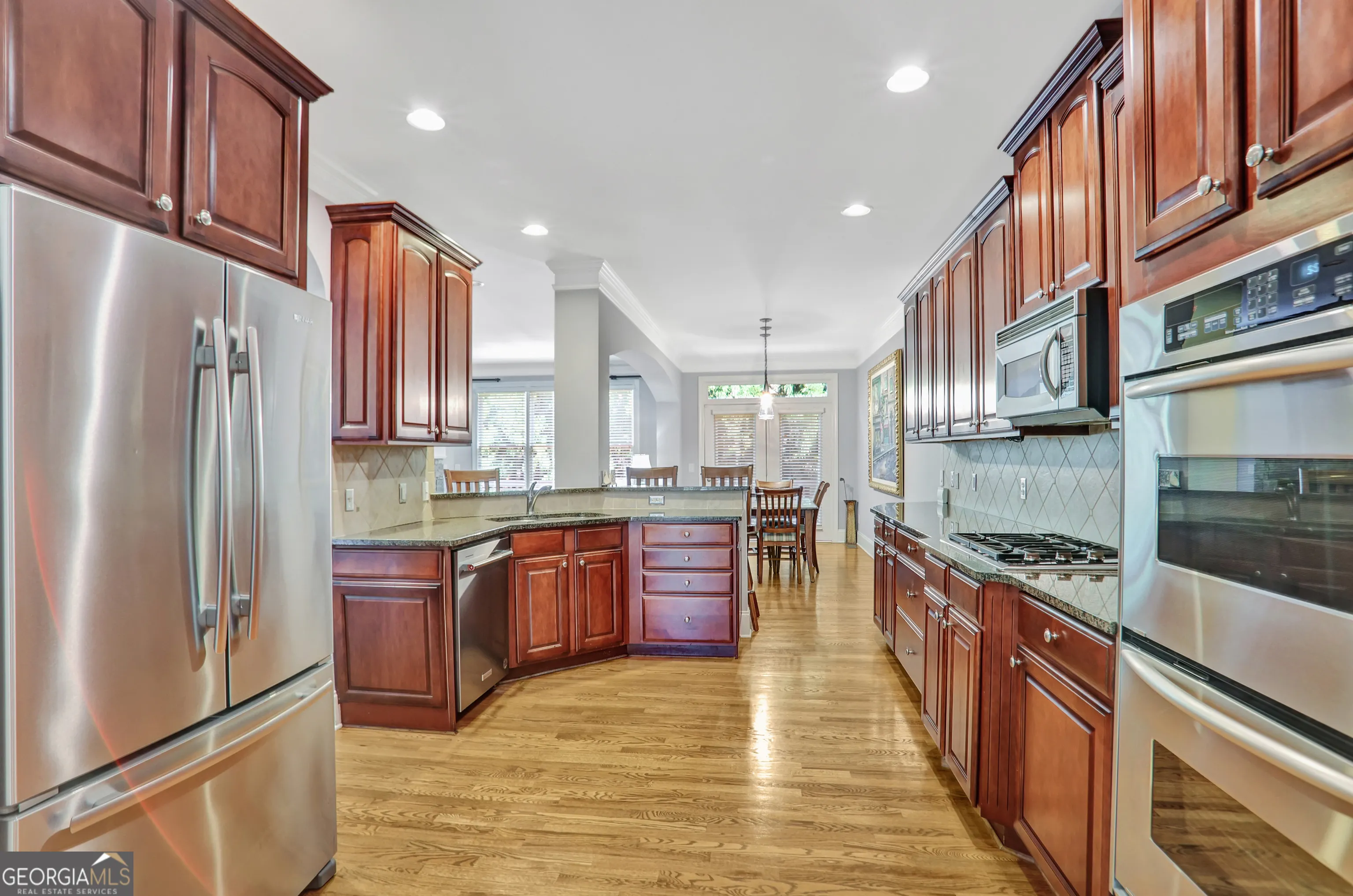 2444 Oak Grove Heights