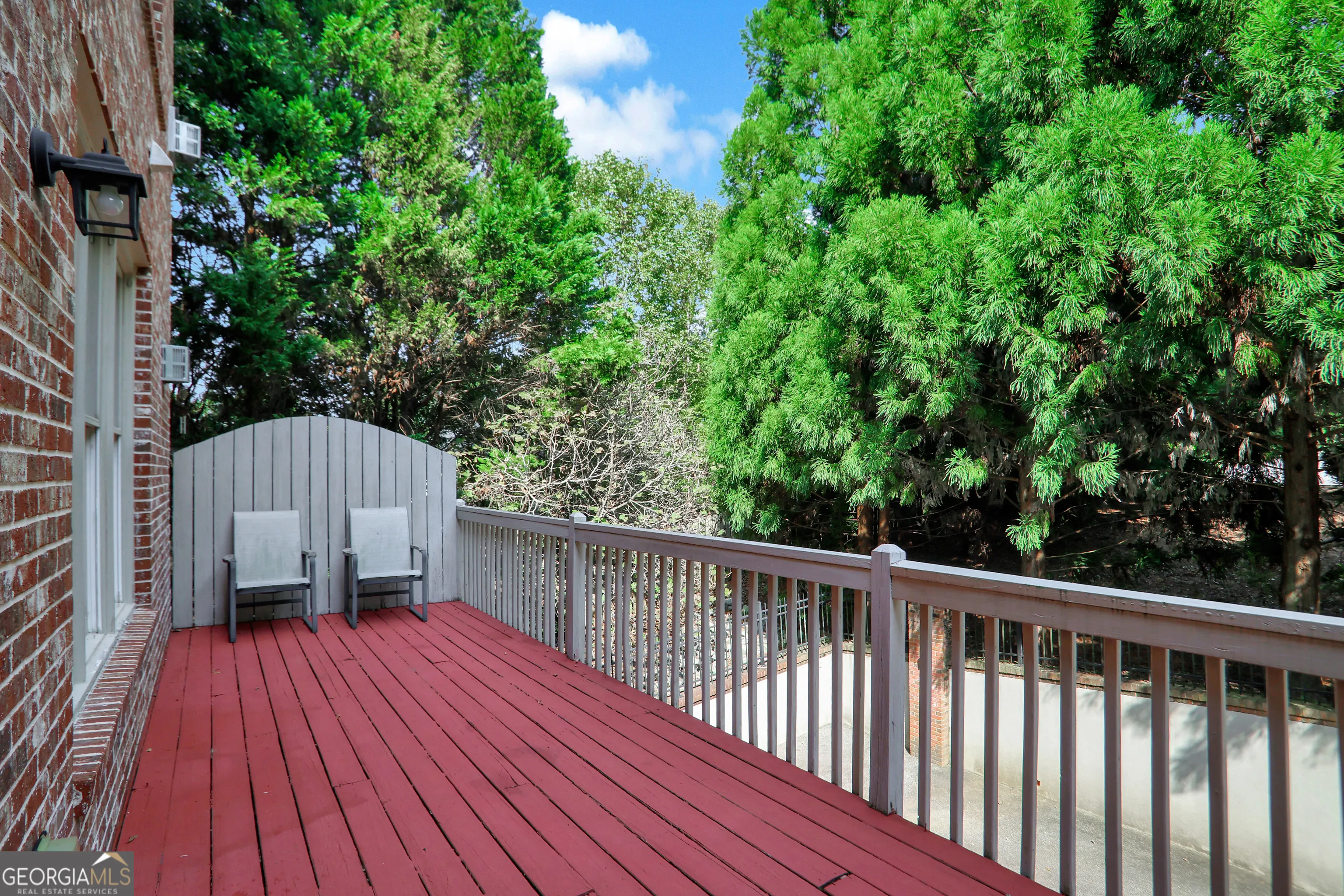 2444 Oak Grove Heights