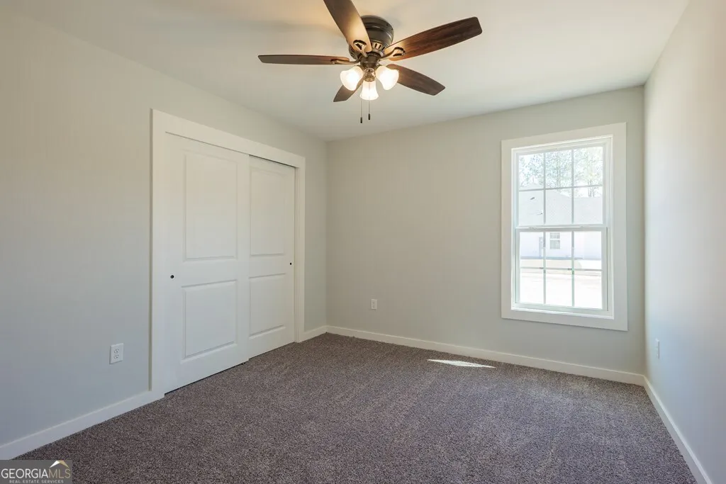 11 Lois Place