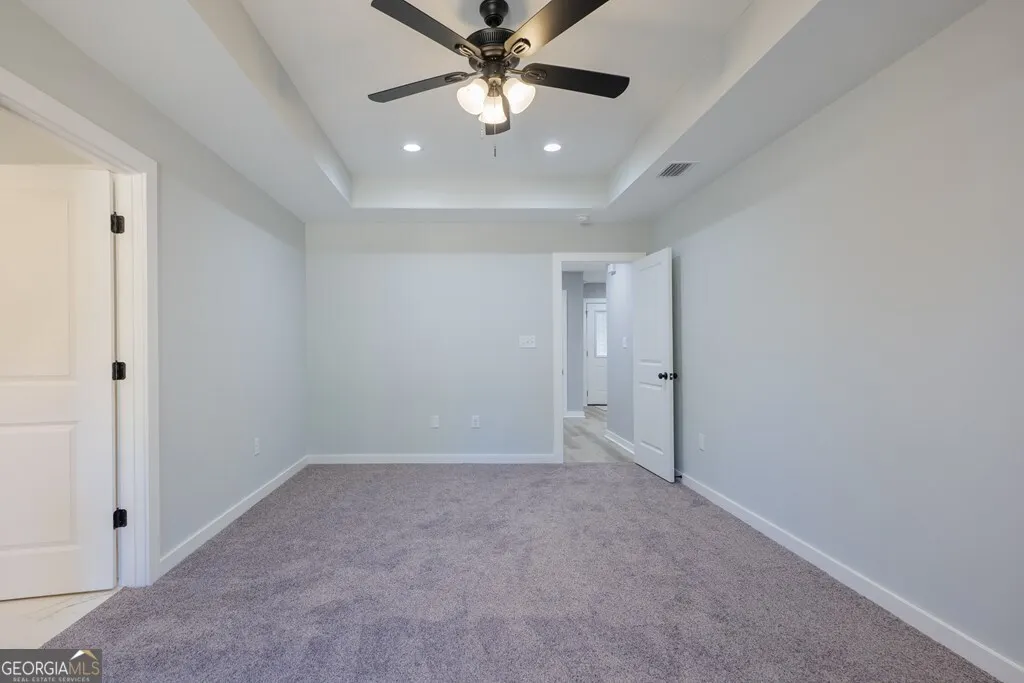 11 Lois Place