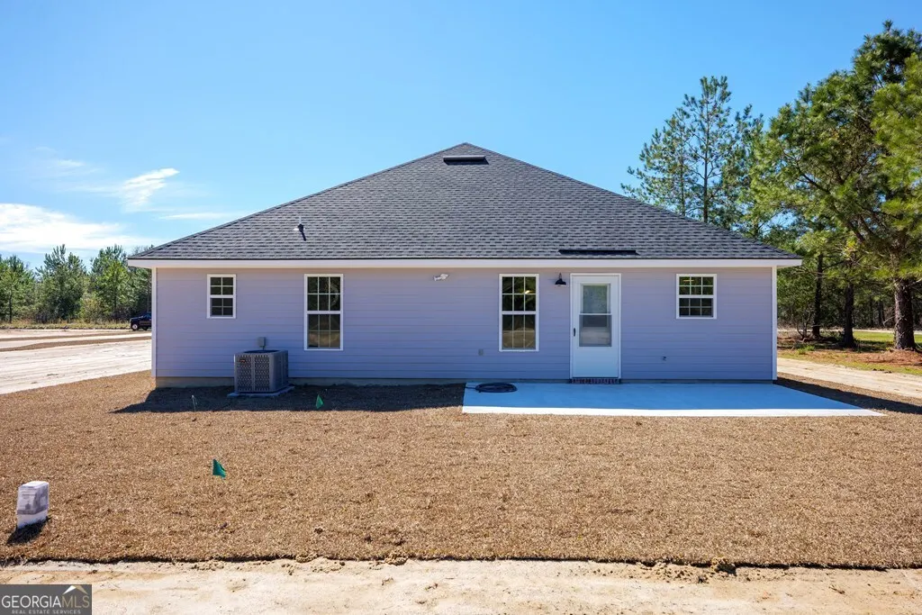 11 Lois Place