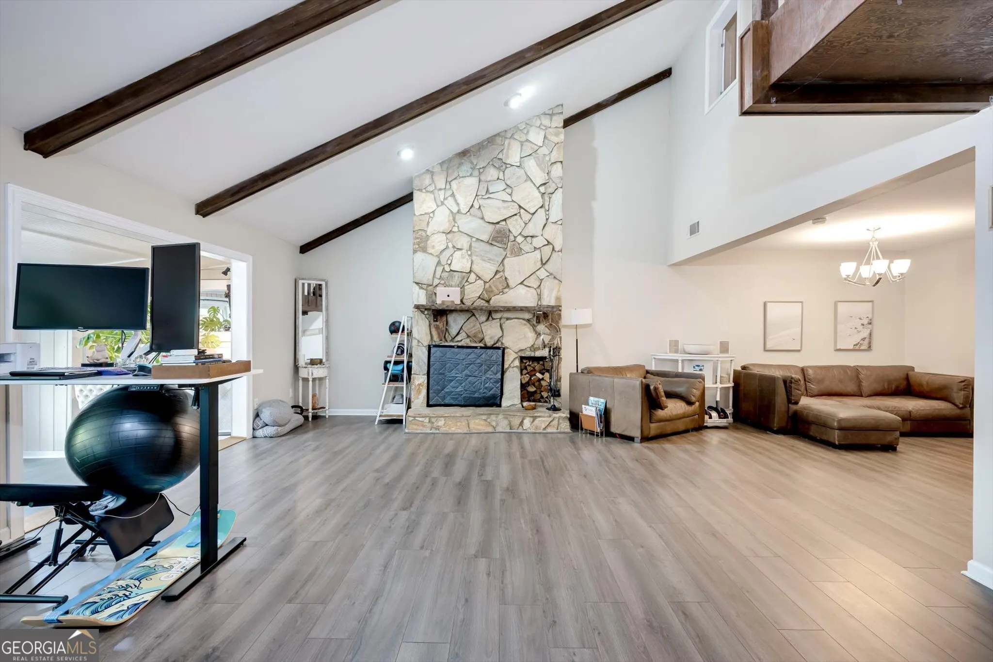 653 Center Court Drive