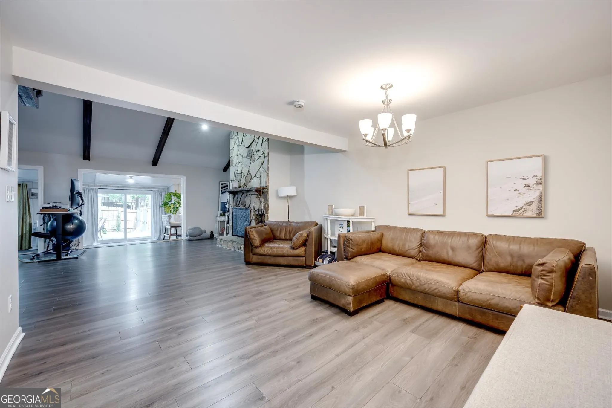 653 Center Court Drive