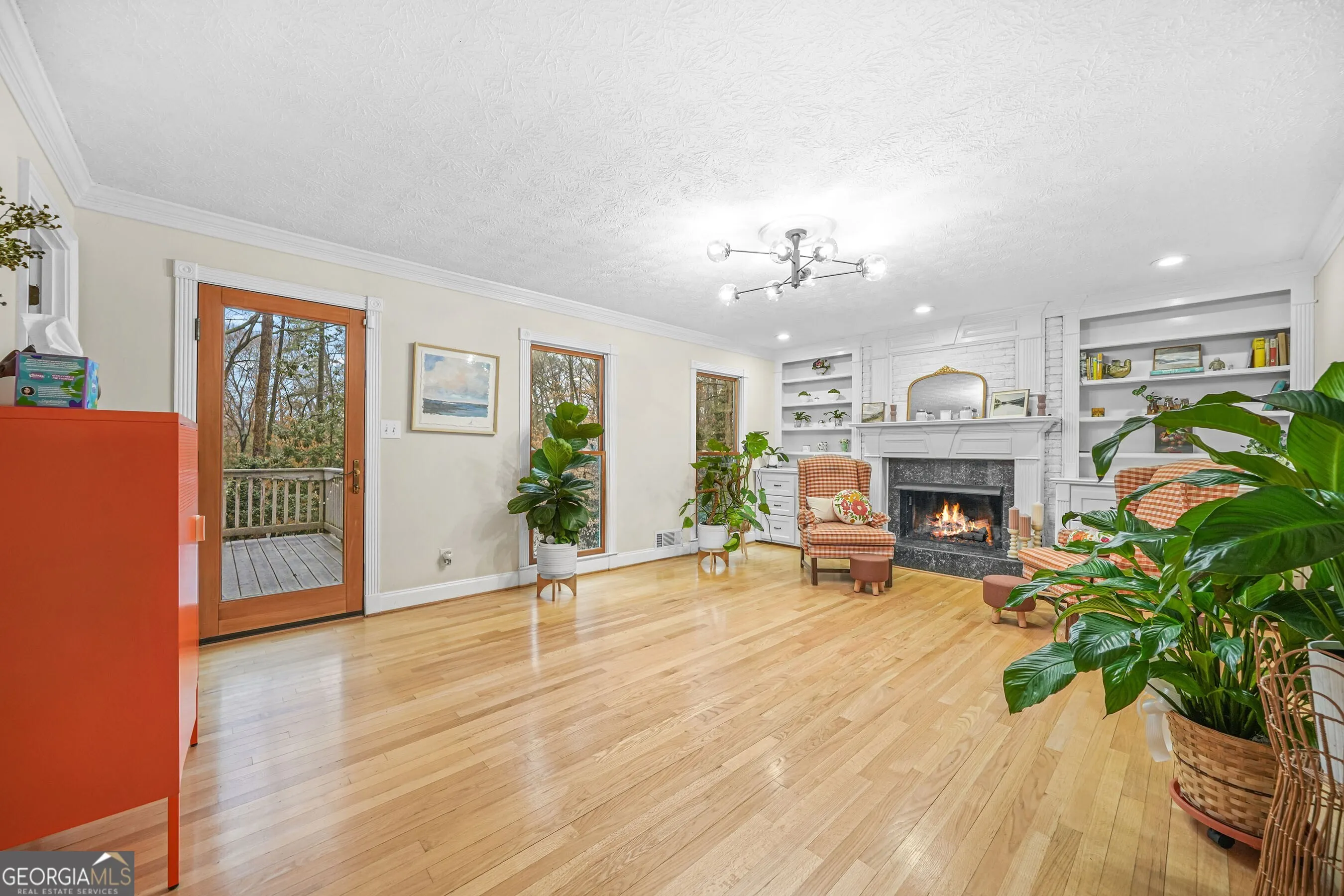 2086 Mountain Creek Court