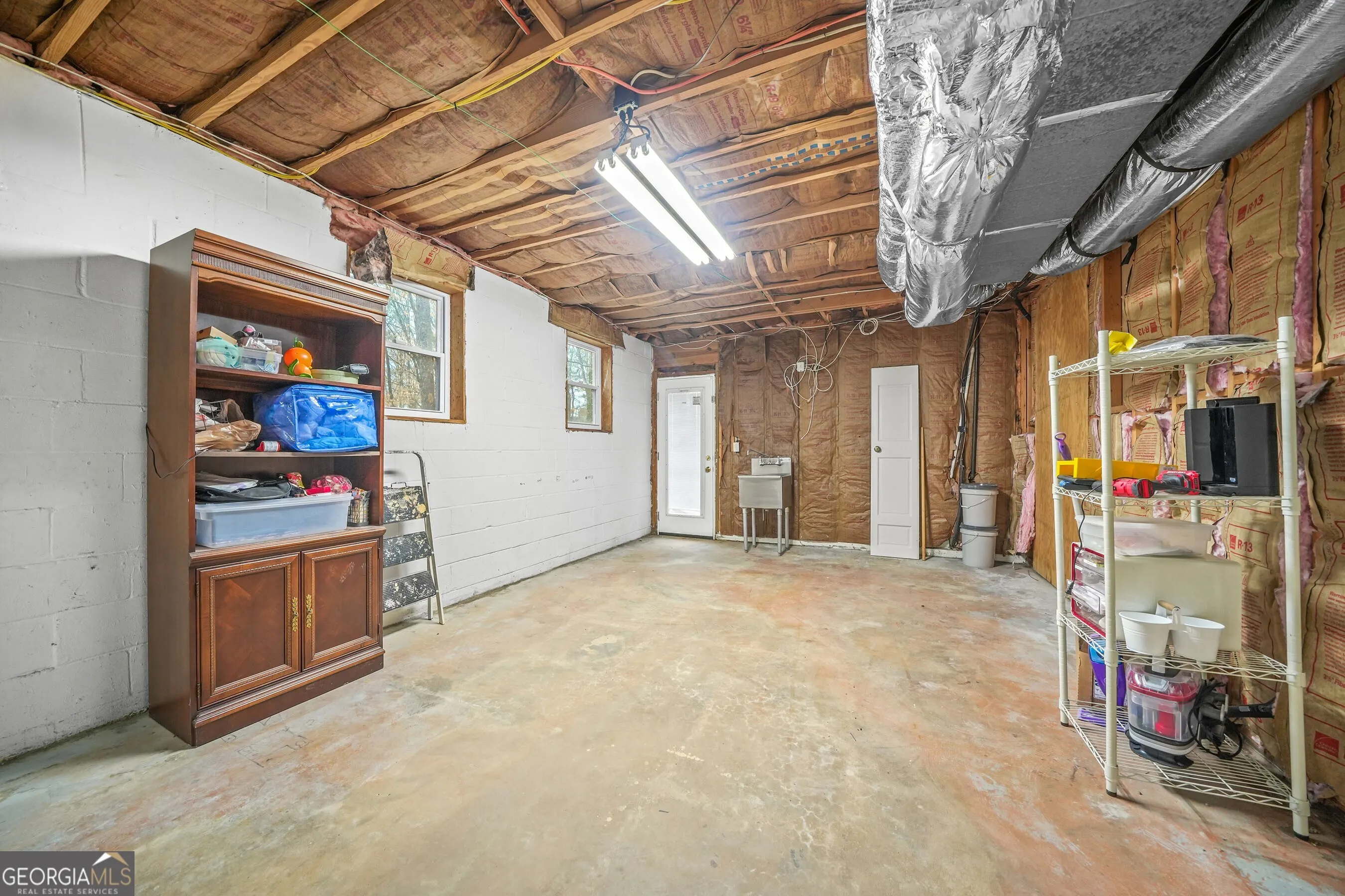2086 Mountain Creek Court
