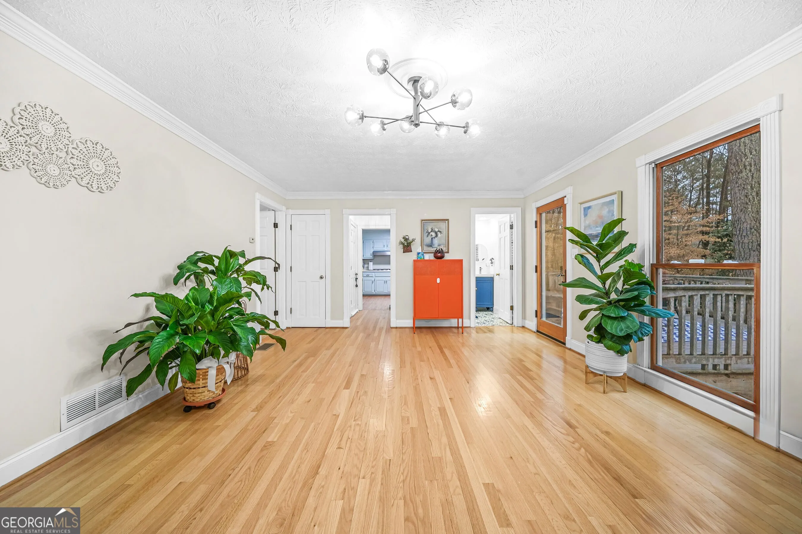 2086 Mountain Creek Court
