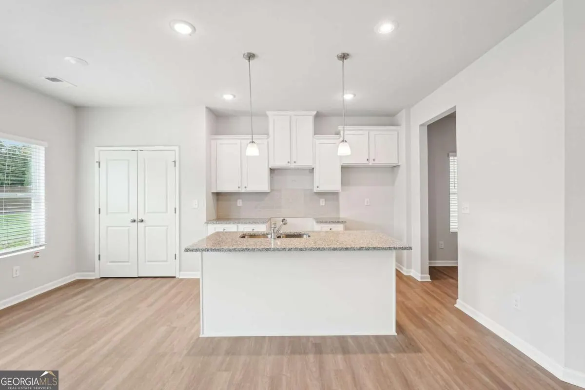 342 Lanier Circle