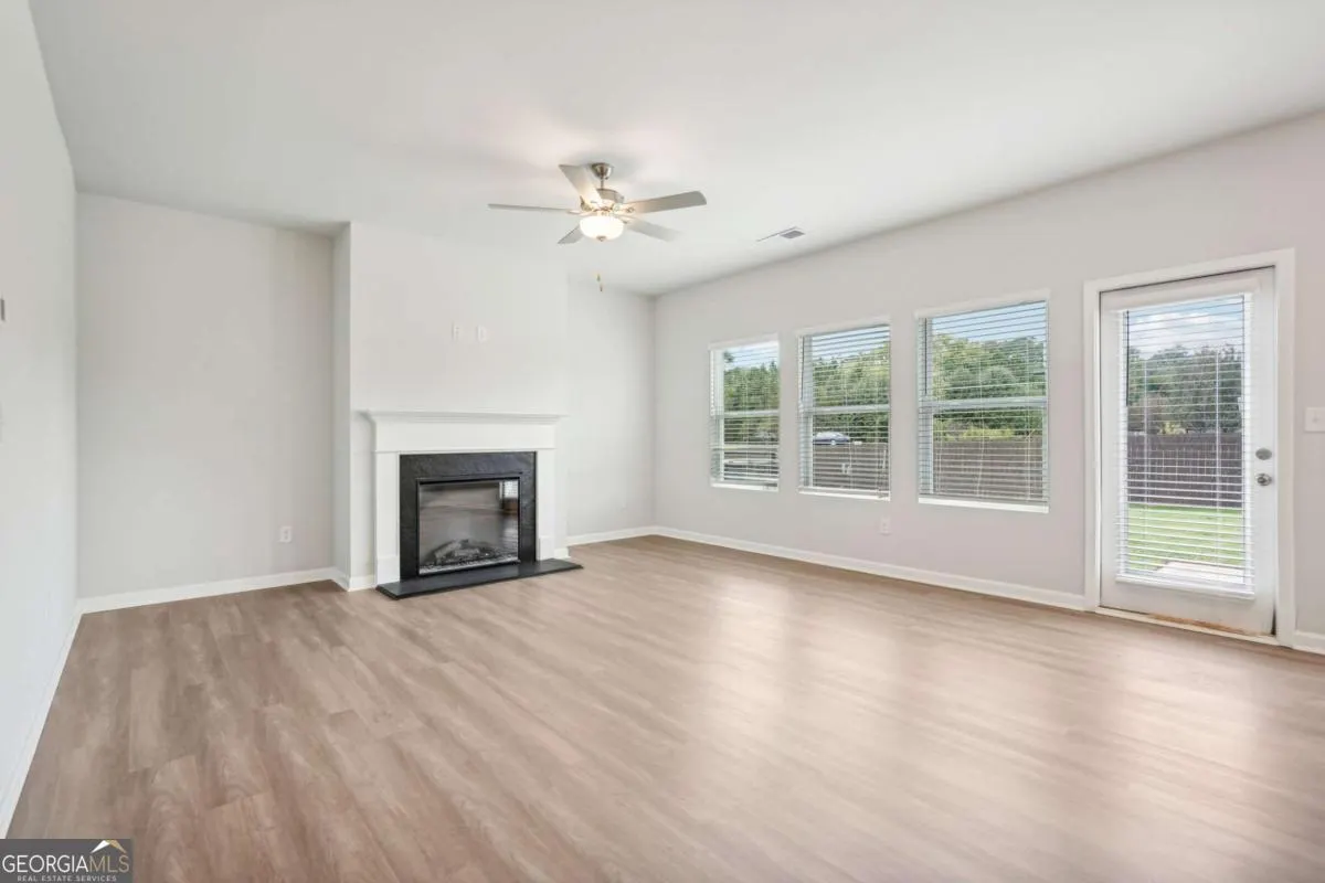 342 Lanier Circle