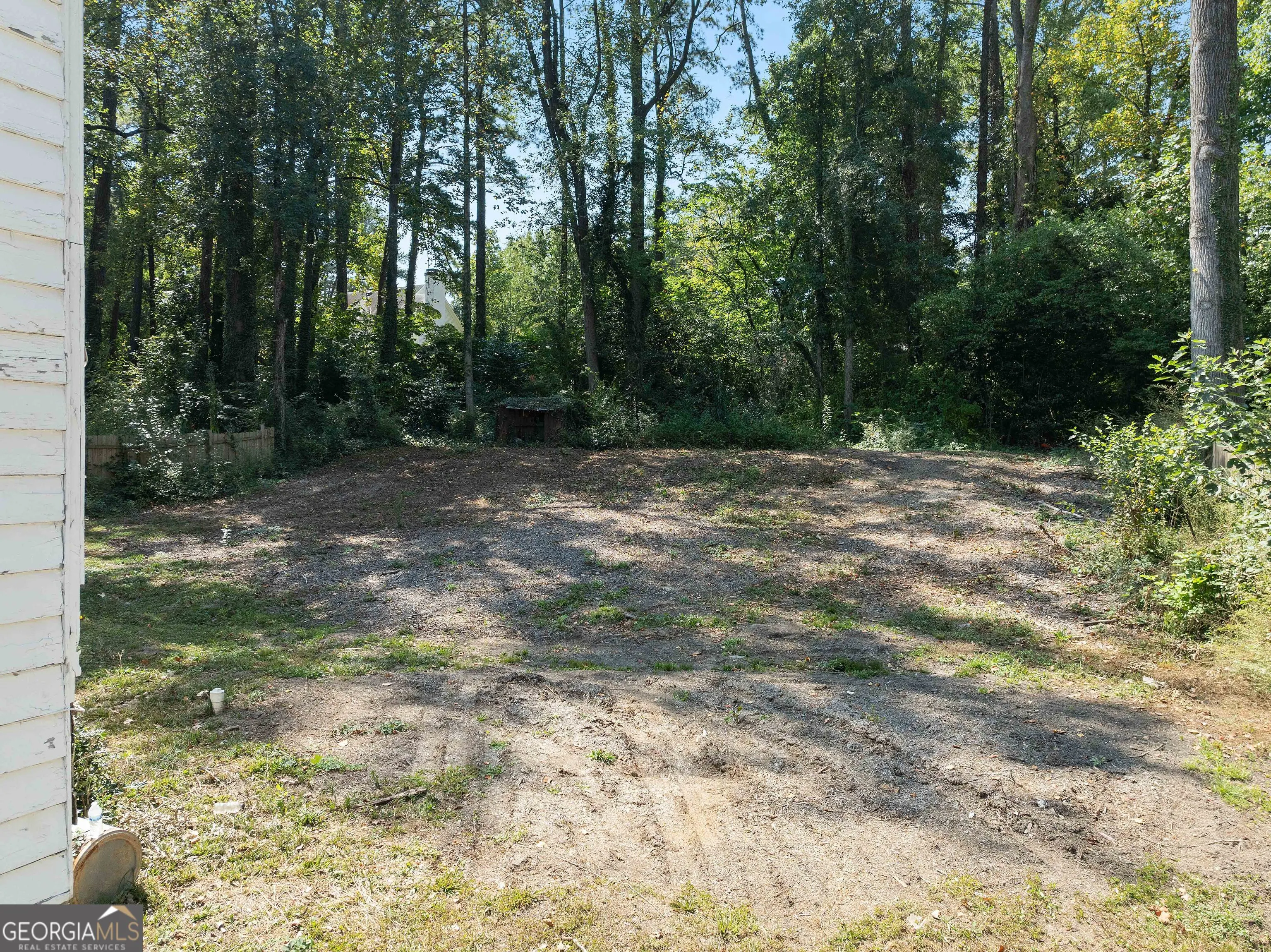 2102 E Roxboro Road NE