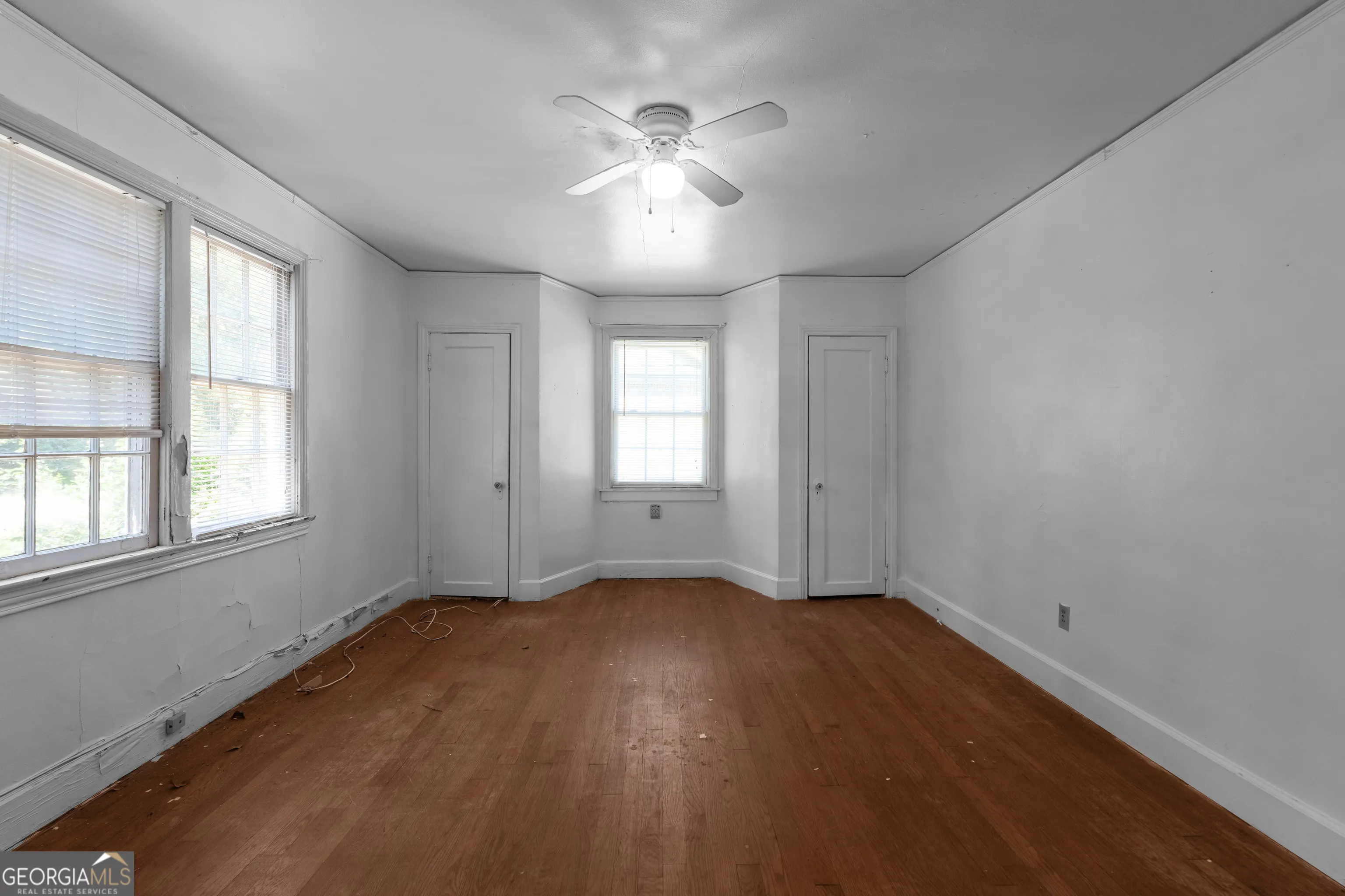 2102 E Roxboro Road NE