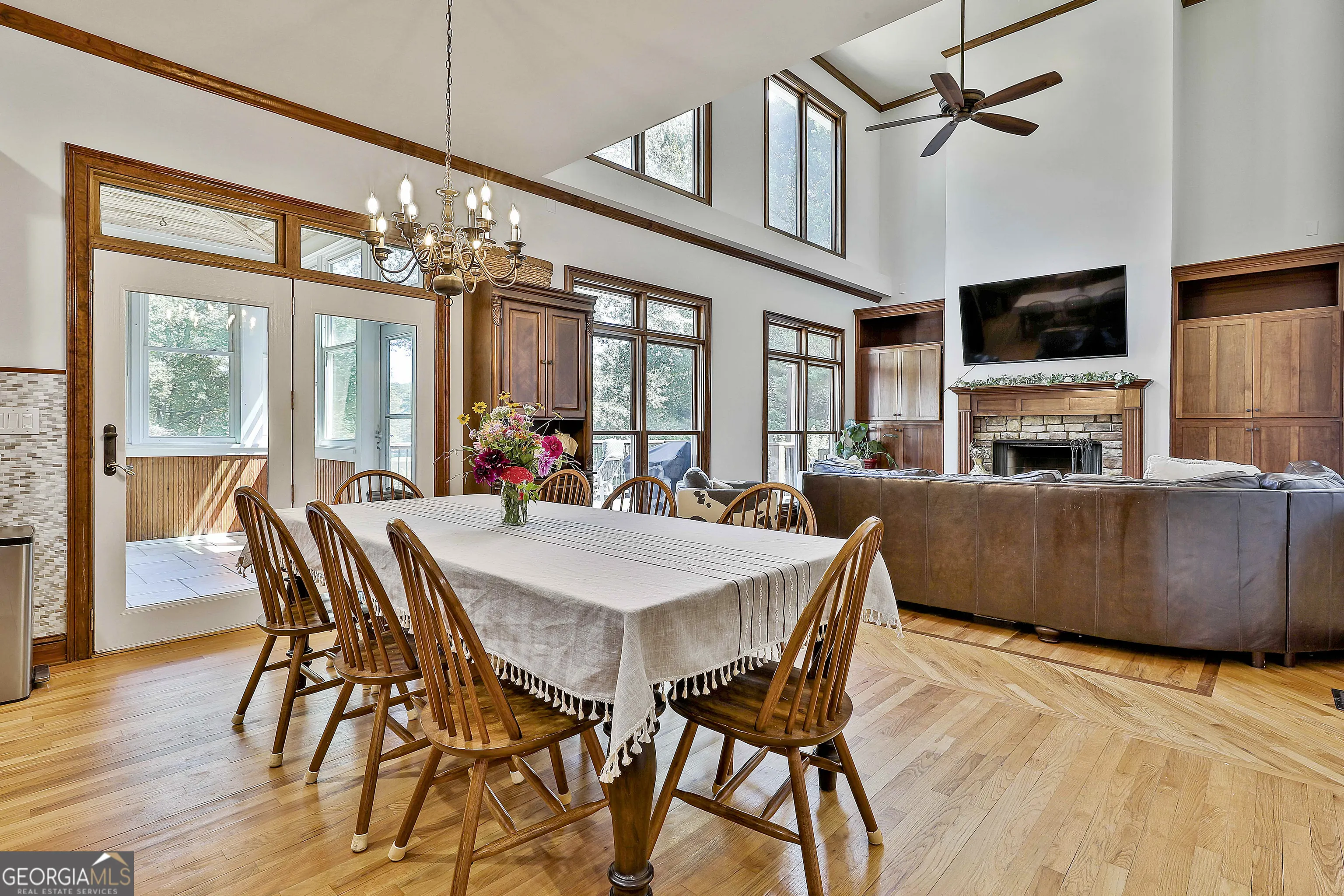 185 Lees Overlook