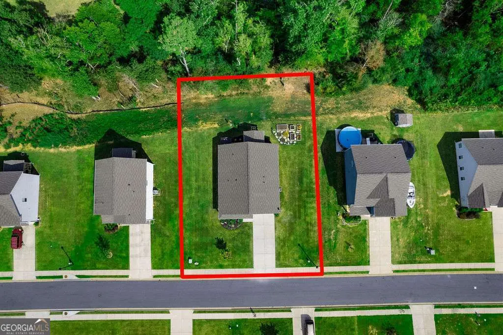 38 Woody Way