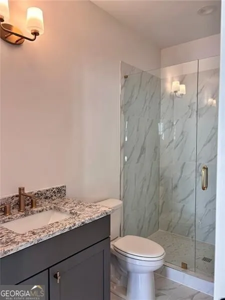 655 Mayfair Court, #0