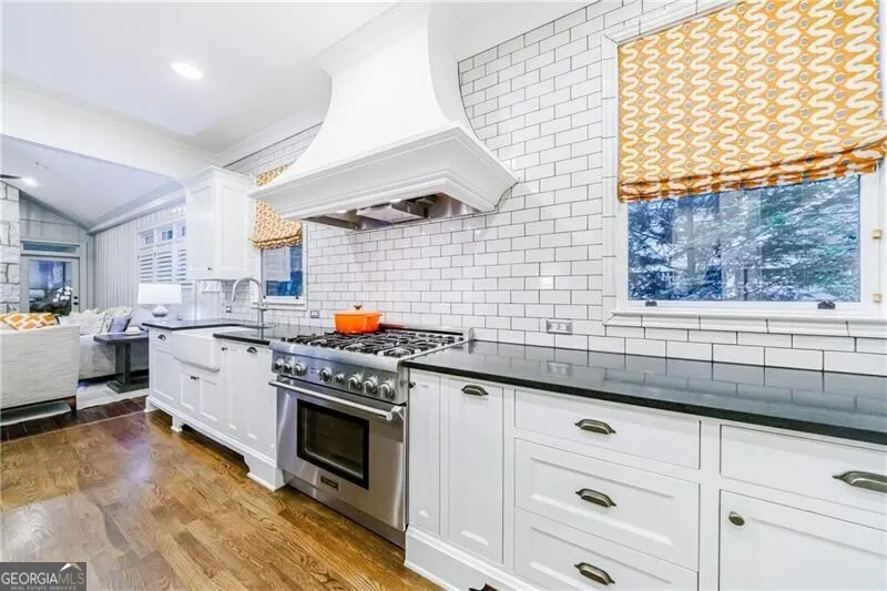 1146 Cumberland Road