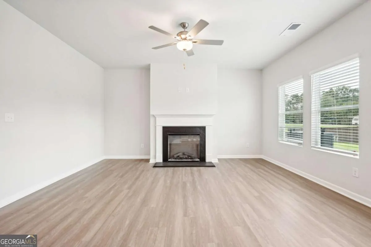 3011 Viewpark Circle