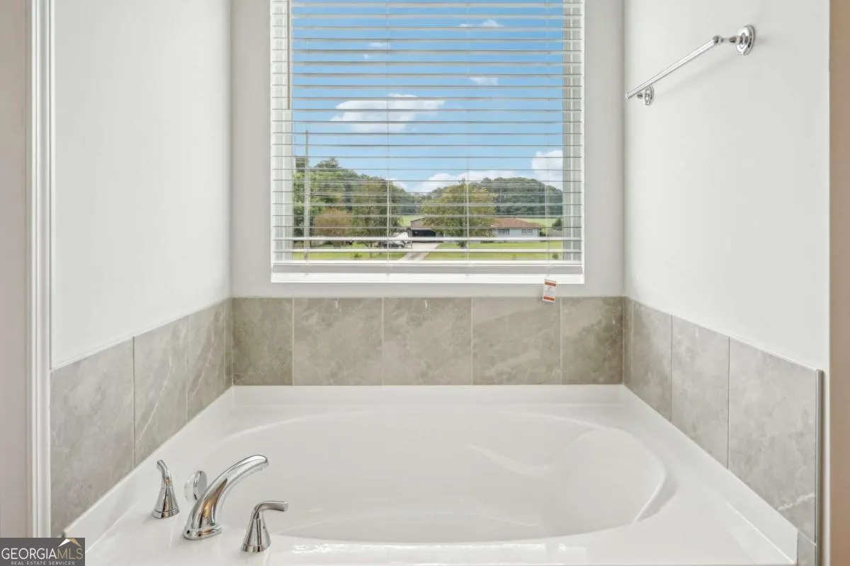 3011 Viewpark Circle