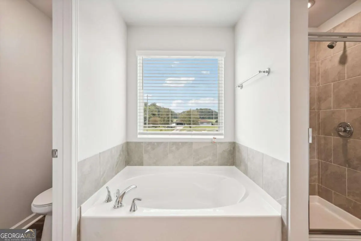 3011 Viewpark Circle