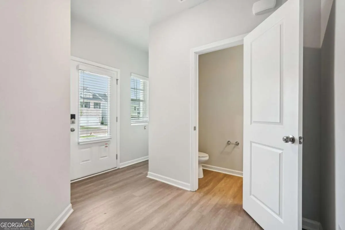 3011 Viewpark Circle