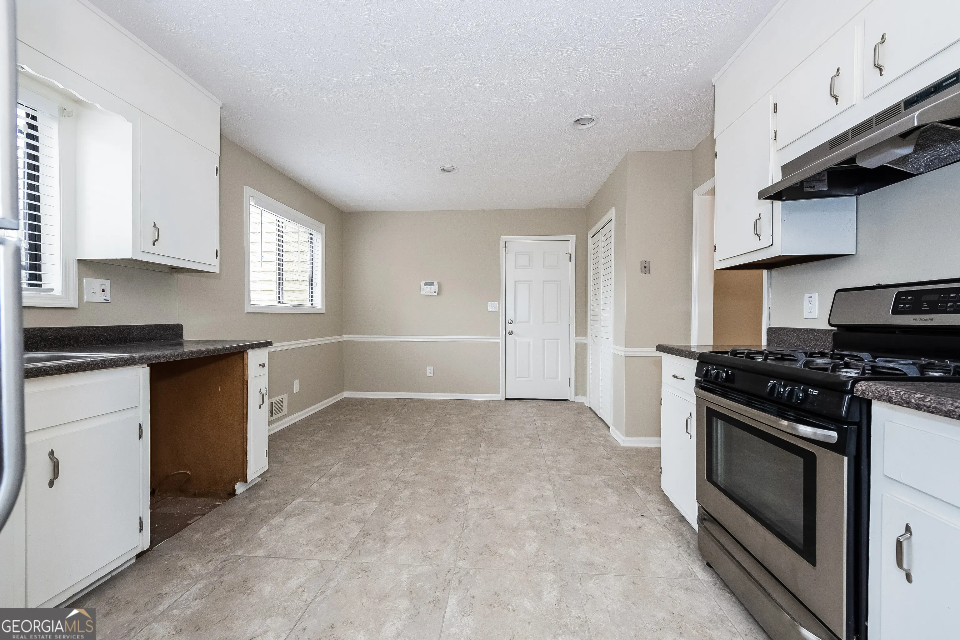 120 Avalon Way