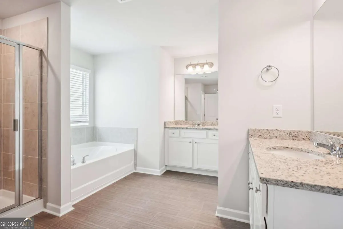3002 Viewpark Circle