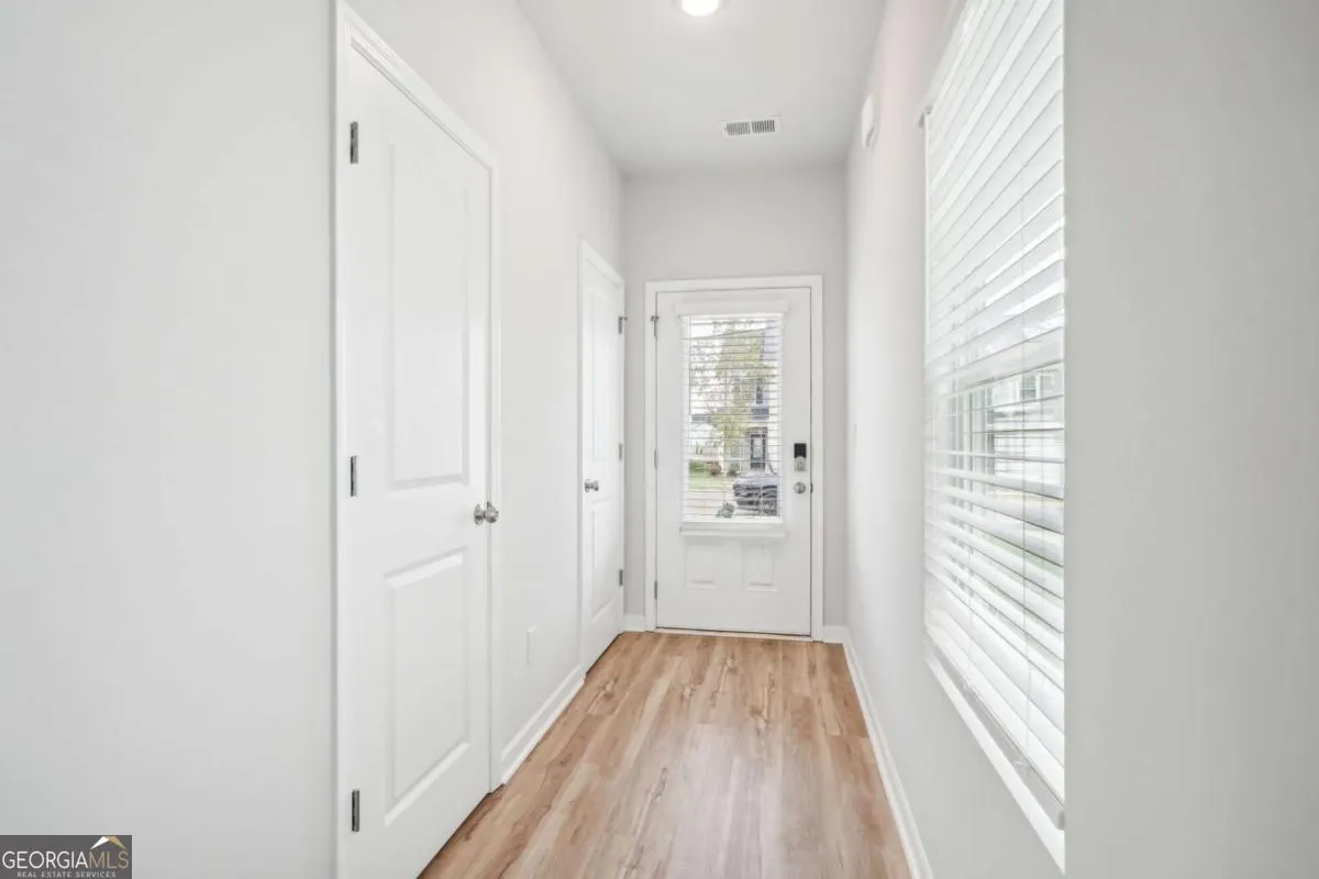 3002 Viewpark Circle