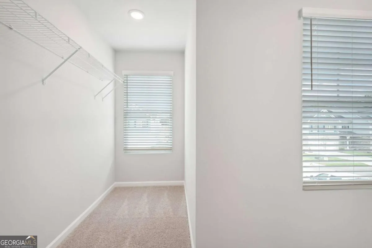 3002 Viewpark Circle