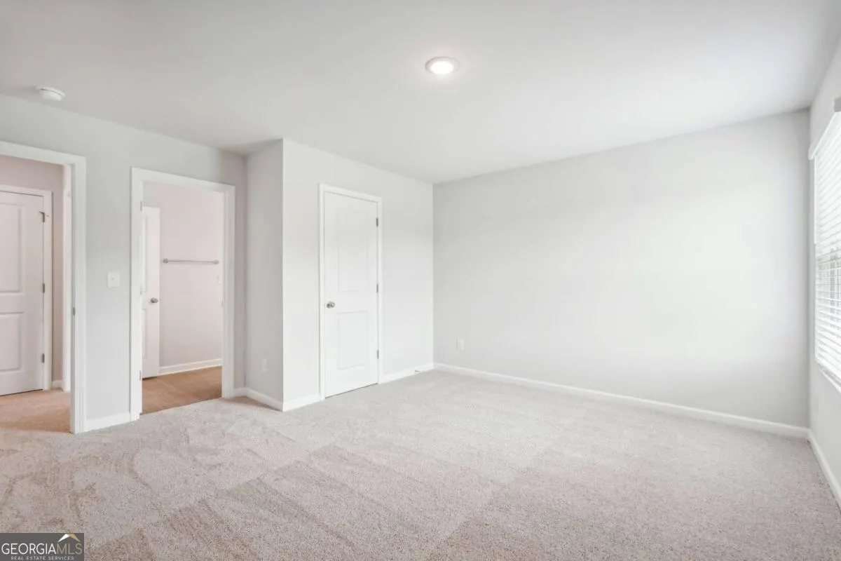 3002 Viewpark Circle