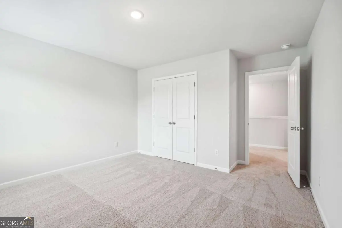 3002 Viewpark Circle