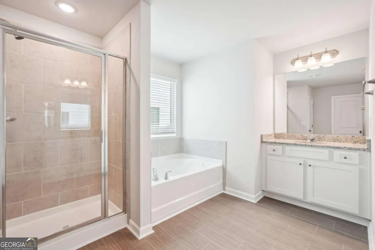 3002 Viewpark Circle
